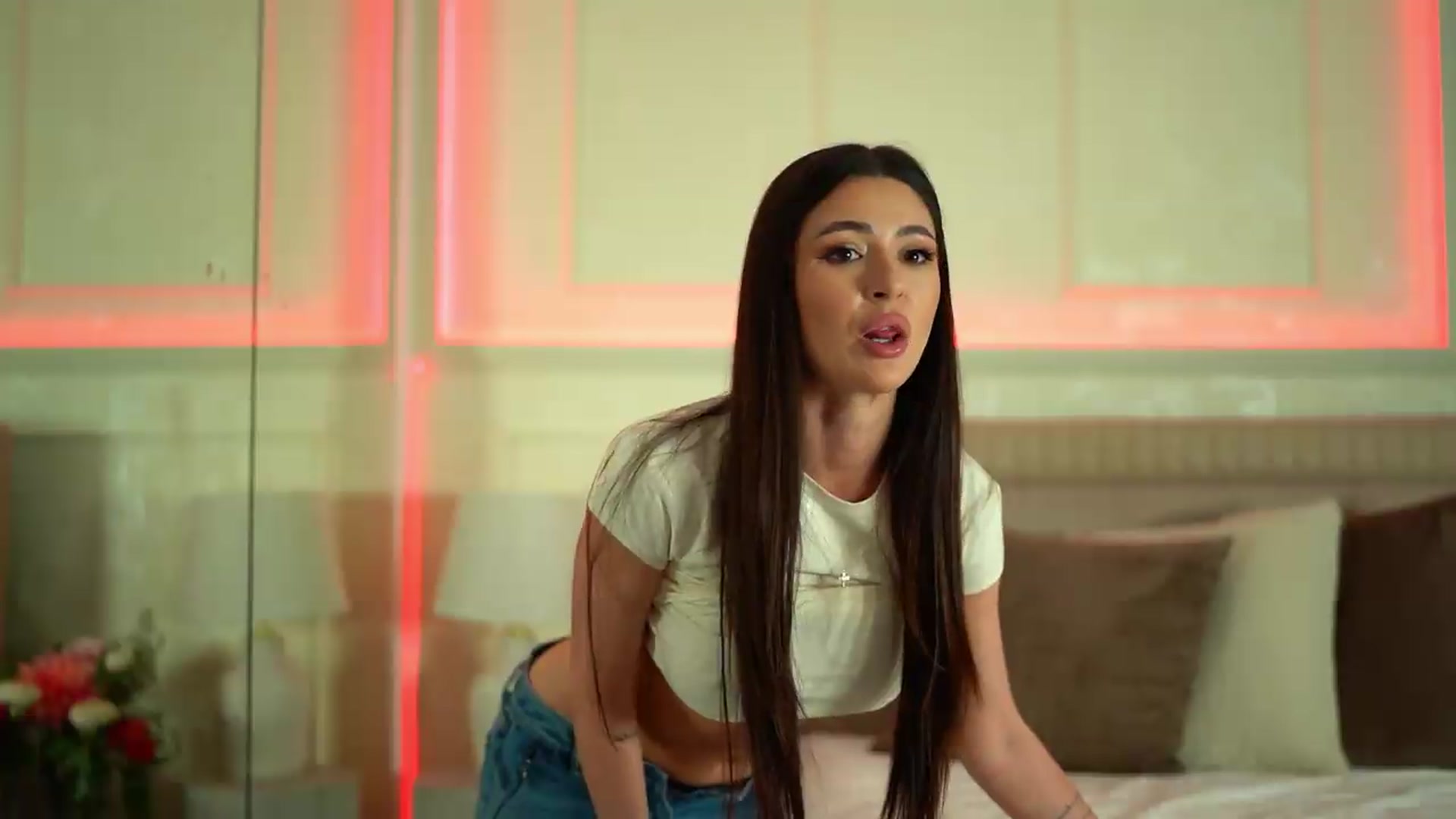 AshleyBae video thumbnail