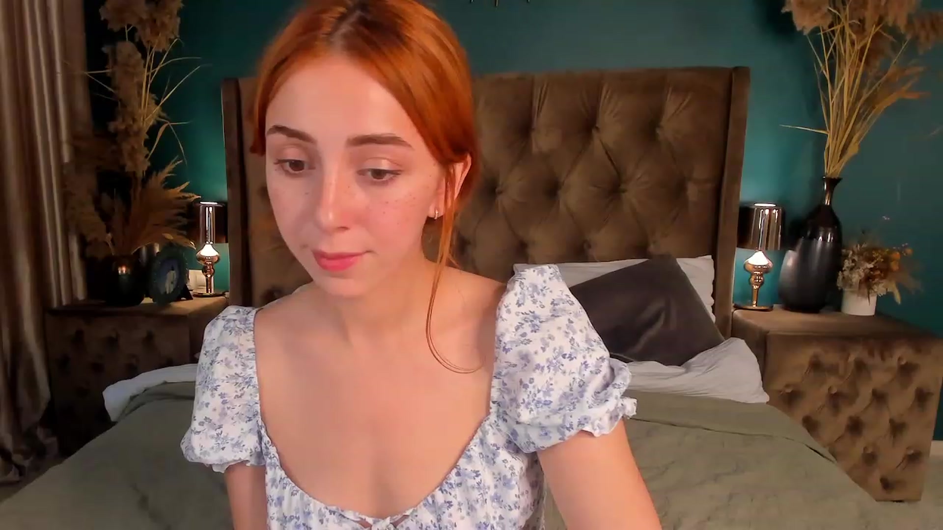 ElsaYoung's live show on 07062023 at MyFreeCams