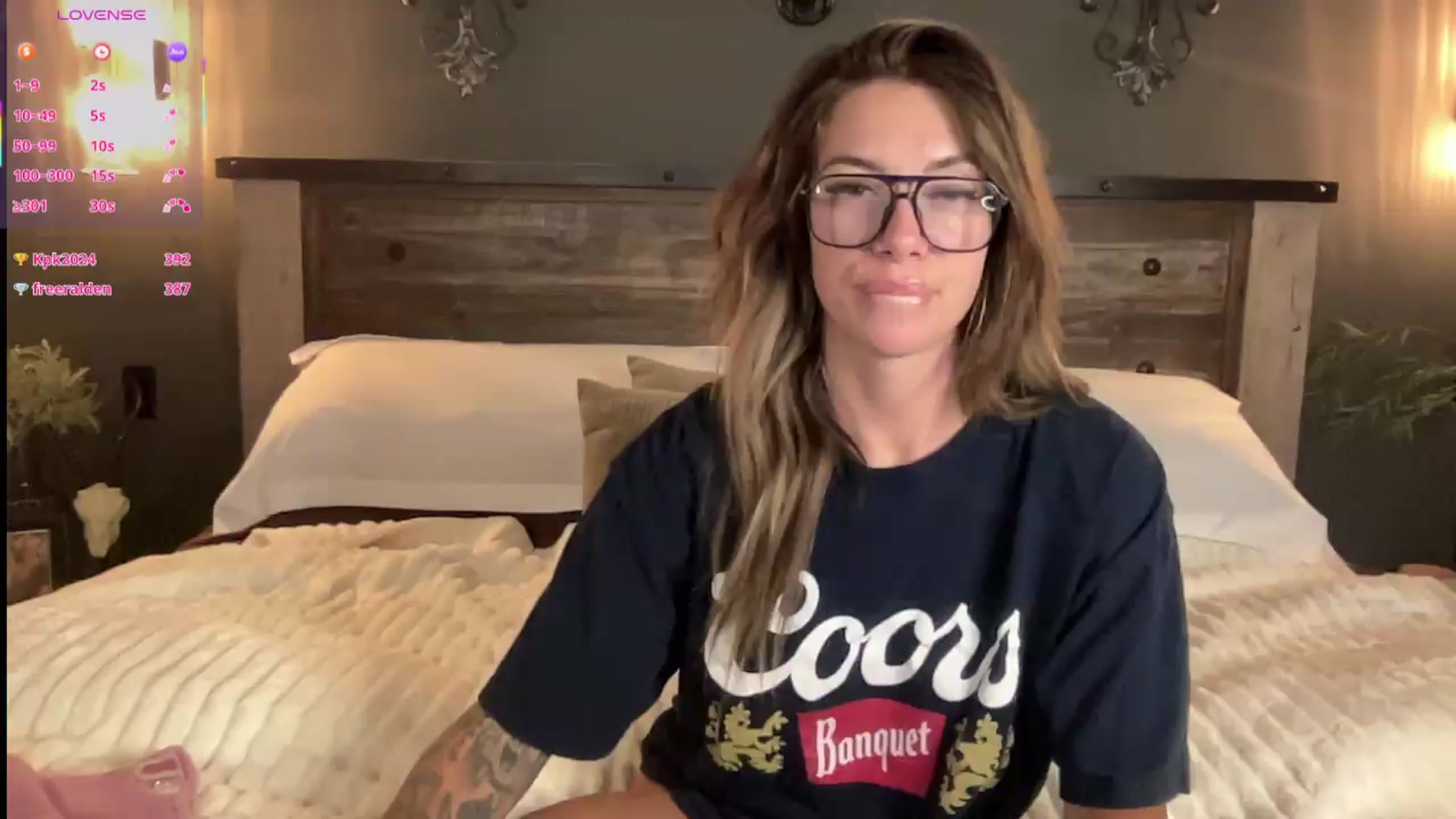velvethoneyXo video thumbnail