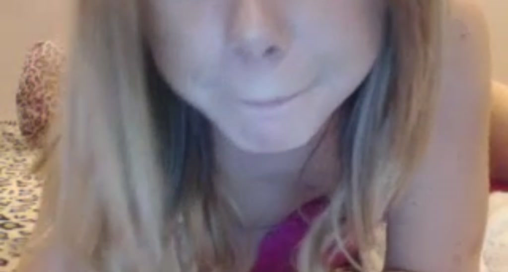 MiniMariah video thumbnail
