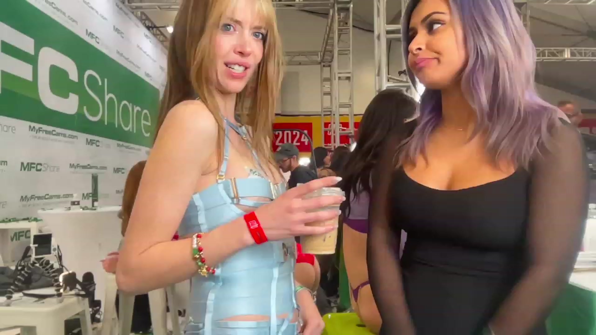 diney_ video thumbnail