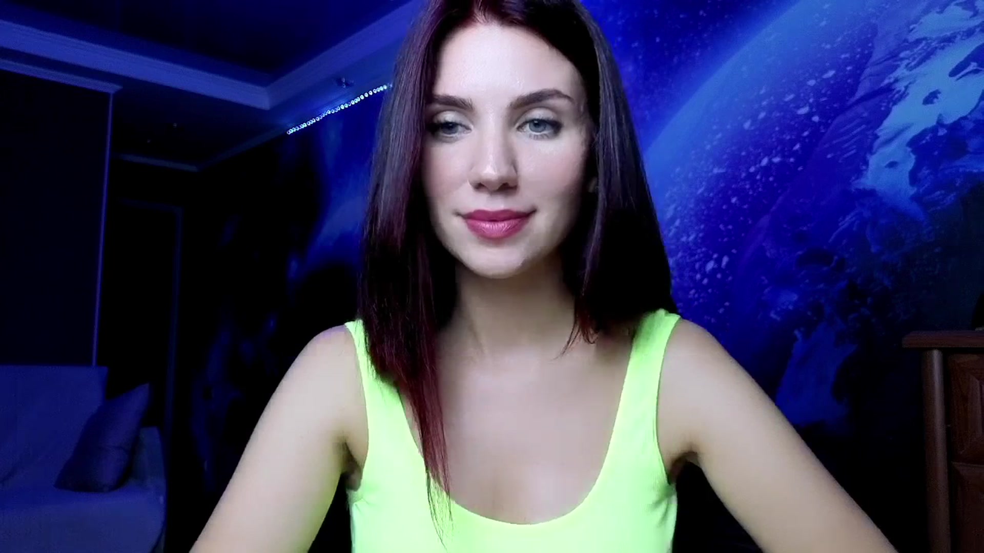 MiaLuxe video thumbnail
