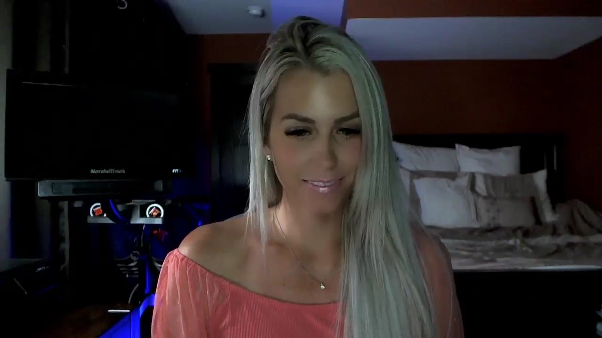Cora9 video thumbnail