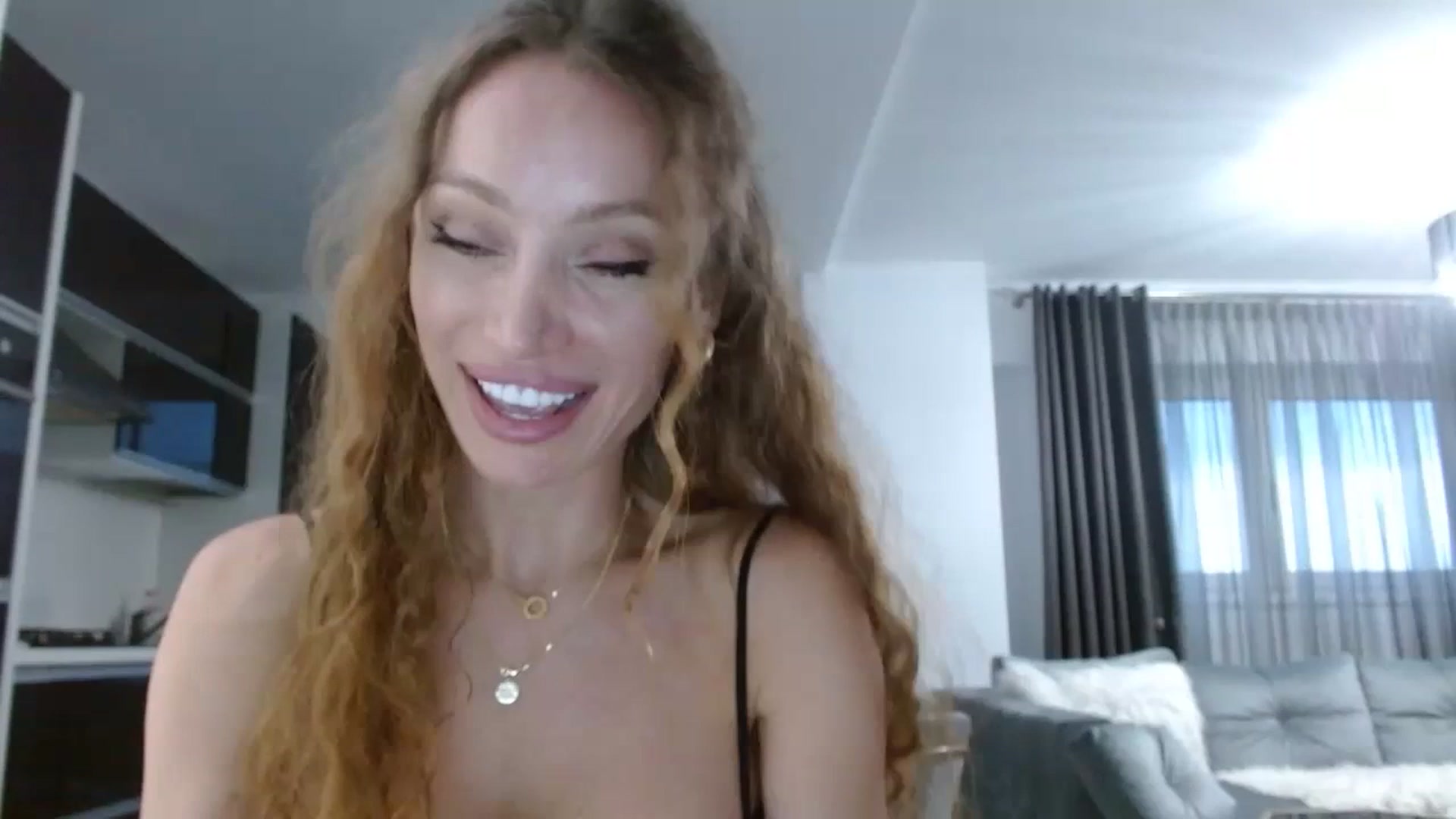 Anayys video thumbnail