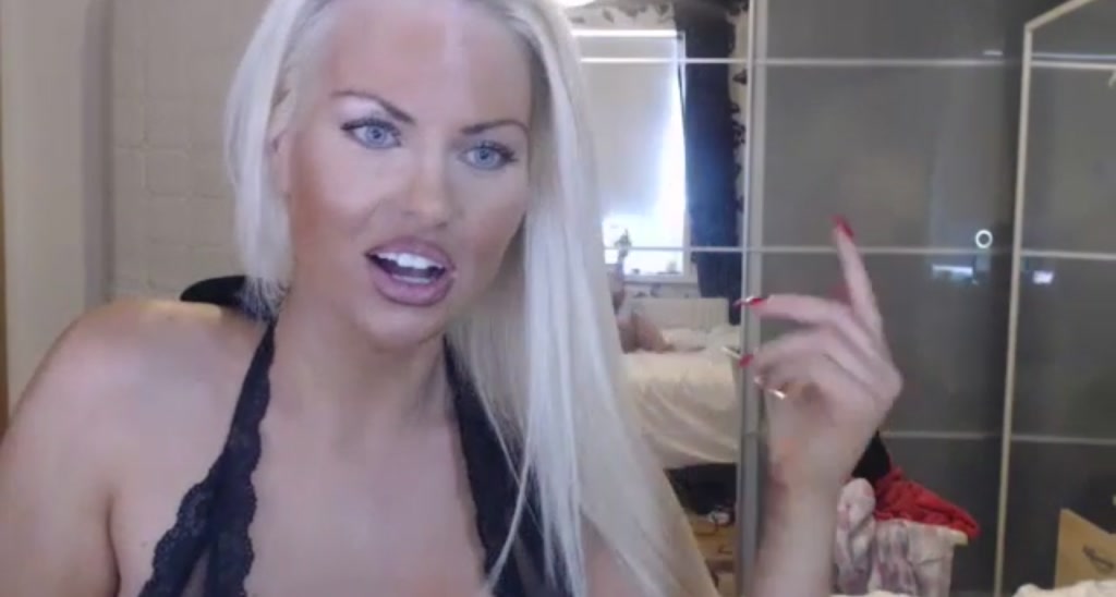 Hollydolly01 video thumbnail