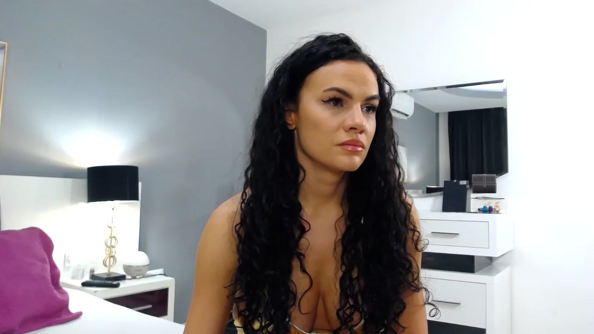 Sophiejoulia video thumbnail