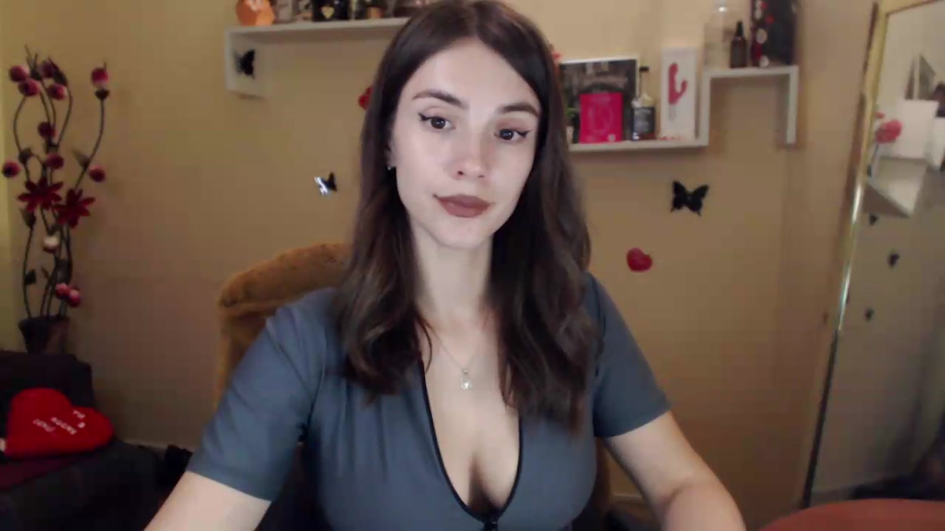 MiaRoony video thumbnail