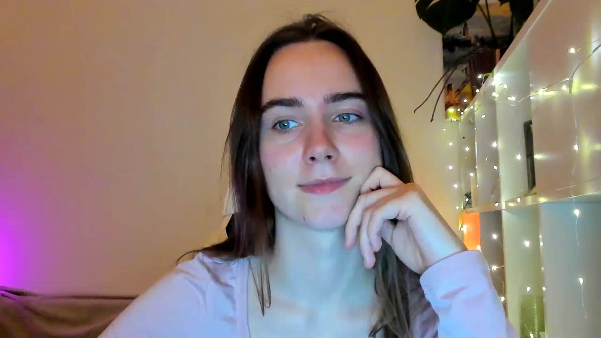 OhAlisa video thumbnail