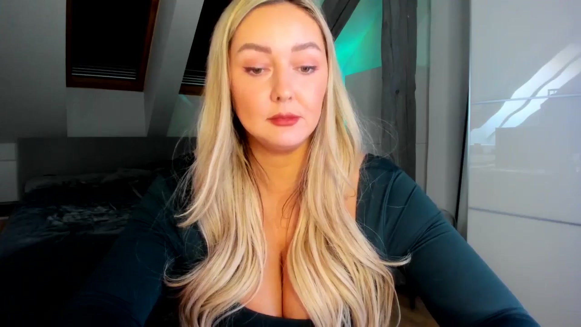 Mi_Ha video thumbnail