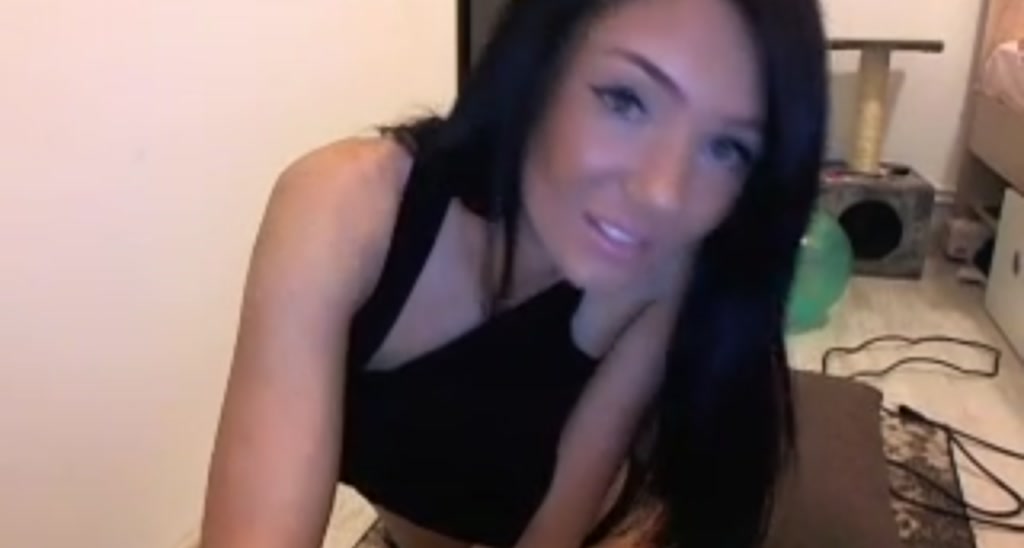 Yveline video thumbnail