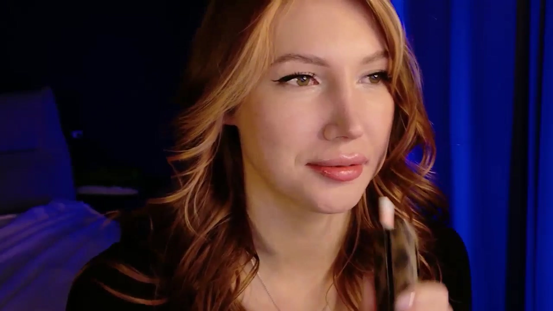 LovelyGin video thumbnail