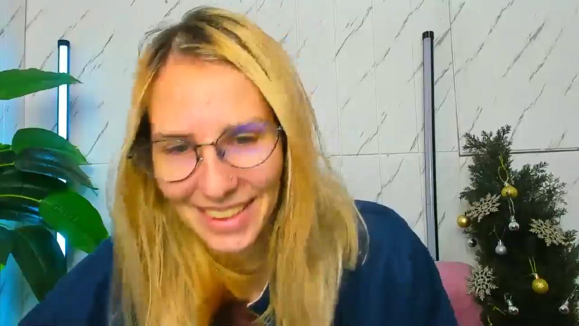 EmmaKriss video thumbnail