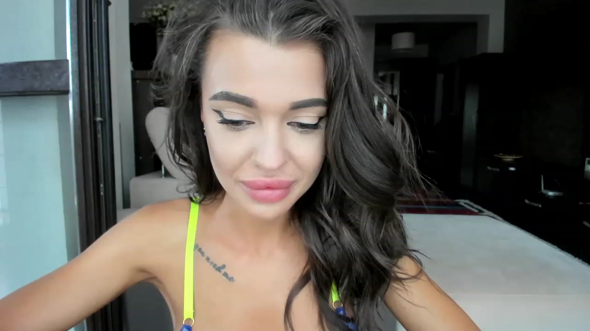 Miss_X_ video thumbnail