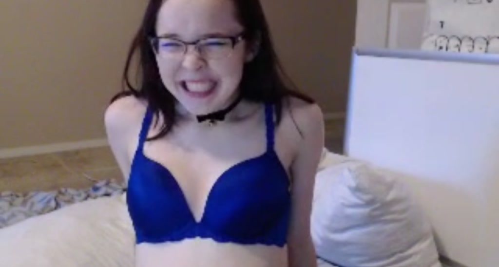 Mira_xo video thumbnail