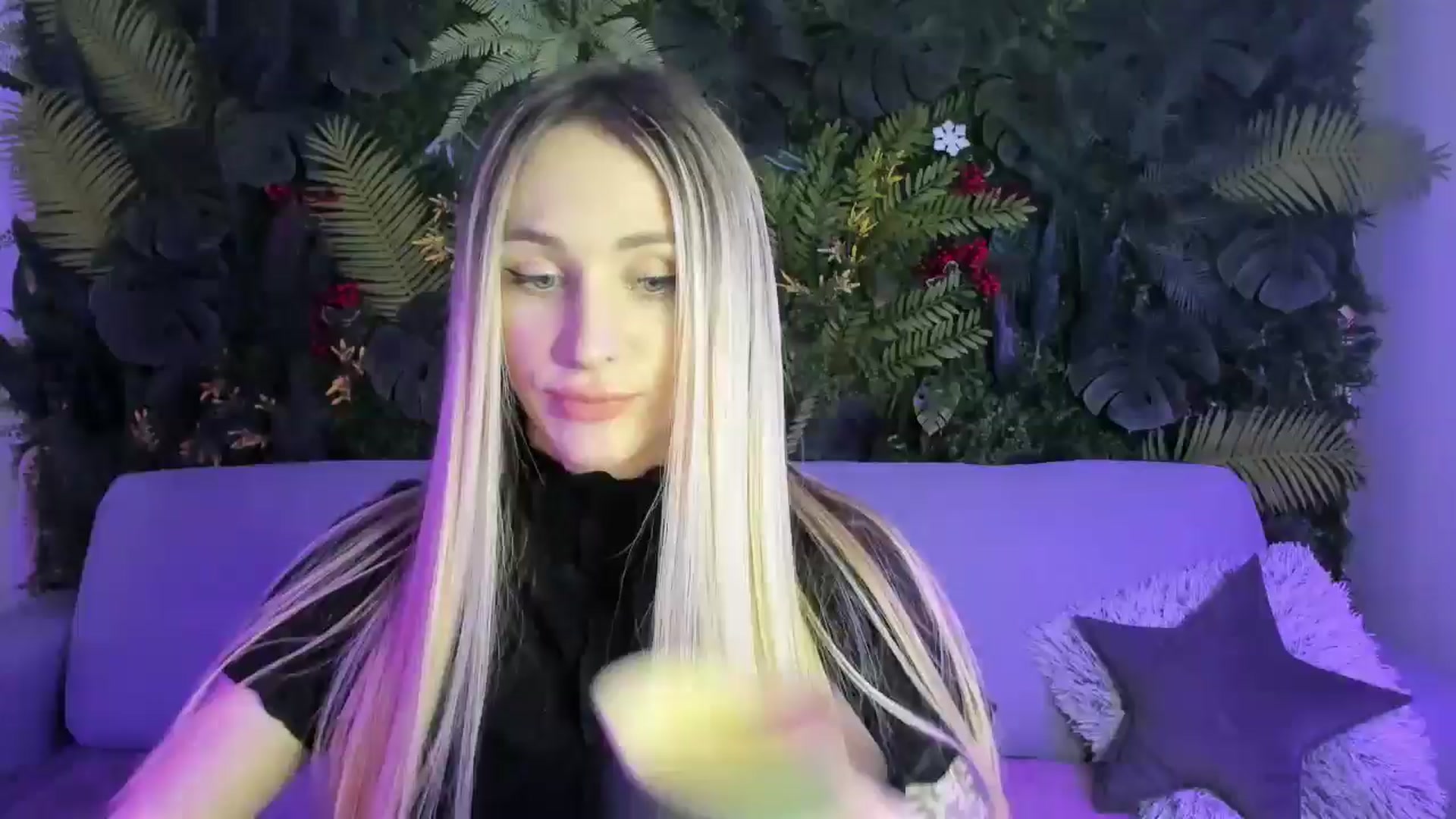 Horny_Blond video thumbnail