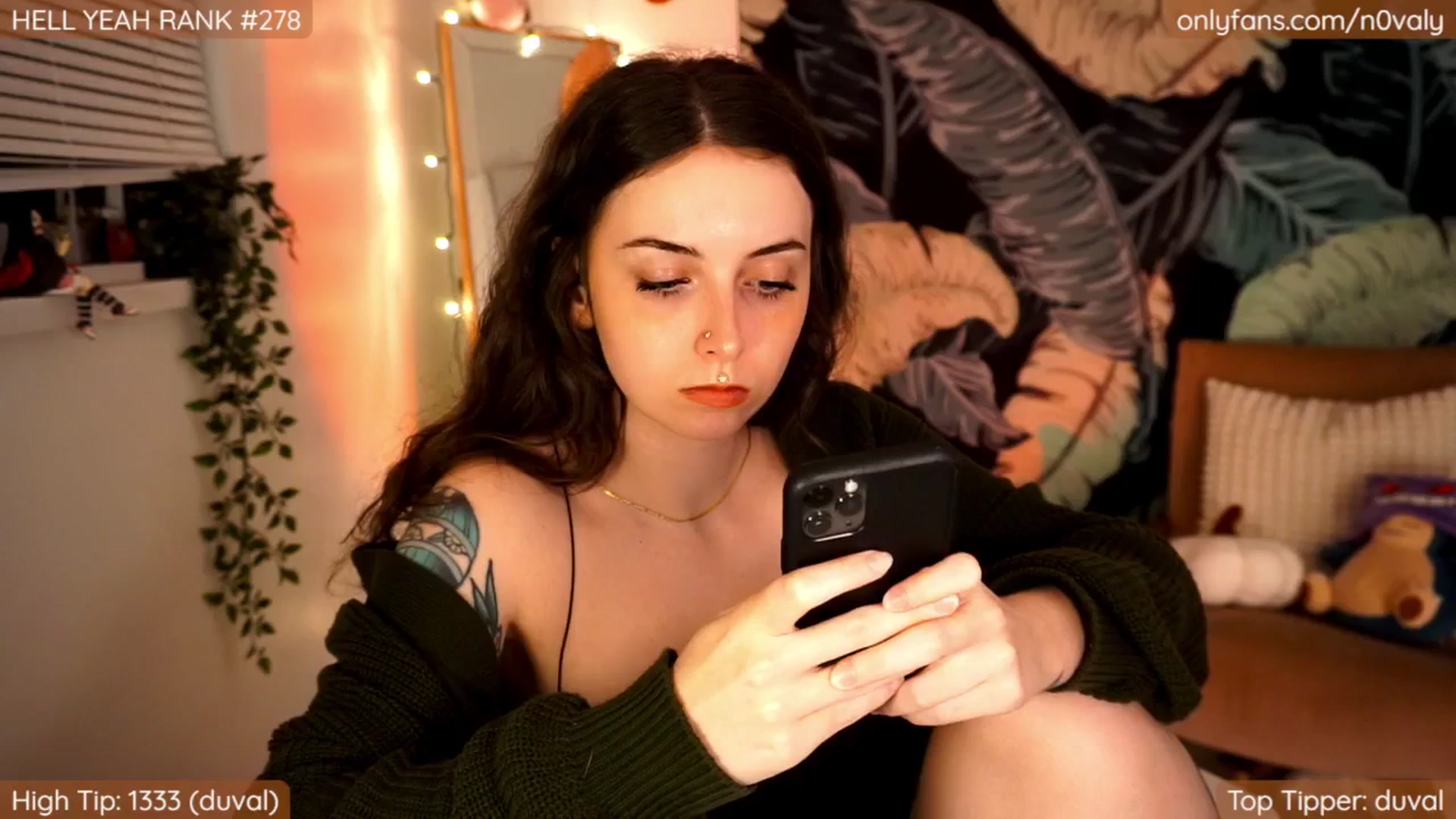N0valy video thumbnail