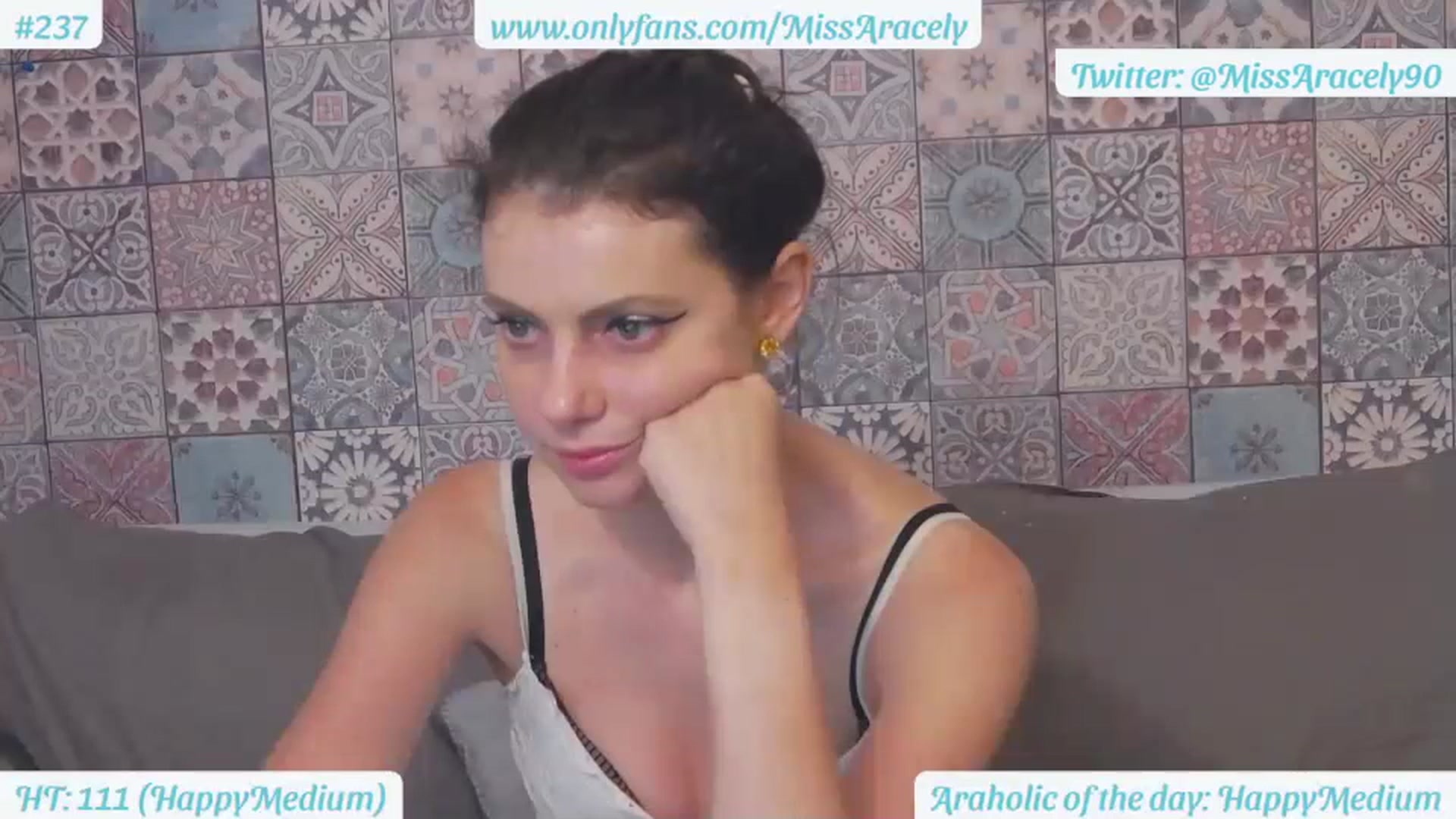 MissAracely video thumbnail