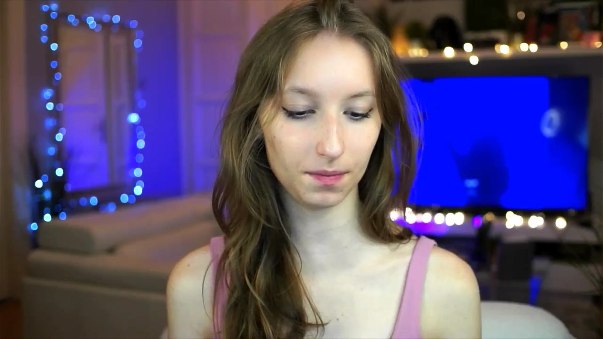 Kira9 video thumbnail