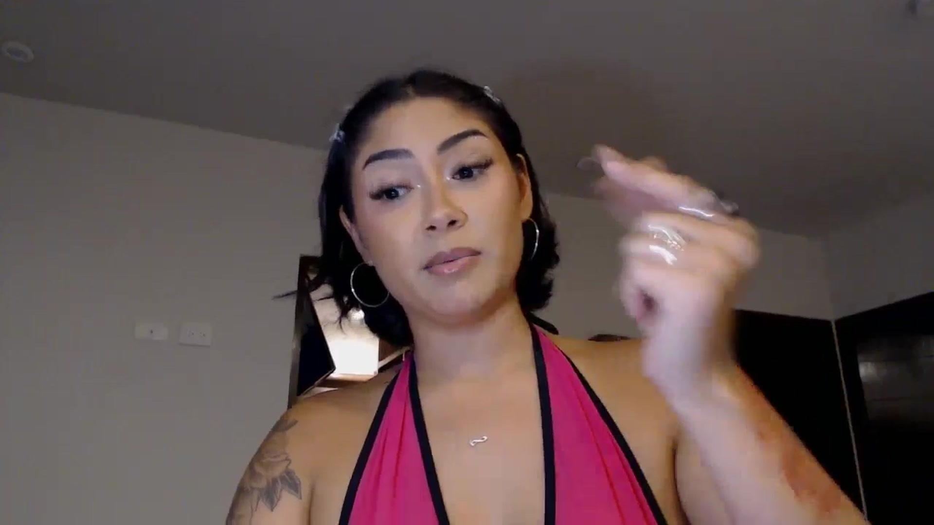 YourGoddessLu video thumbnail