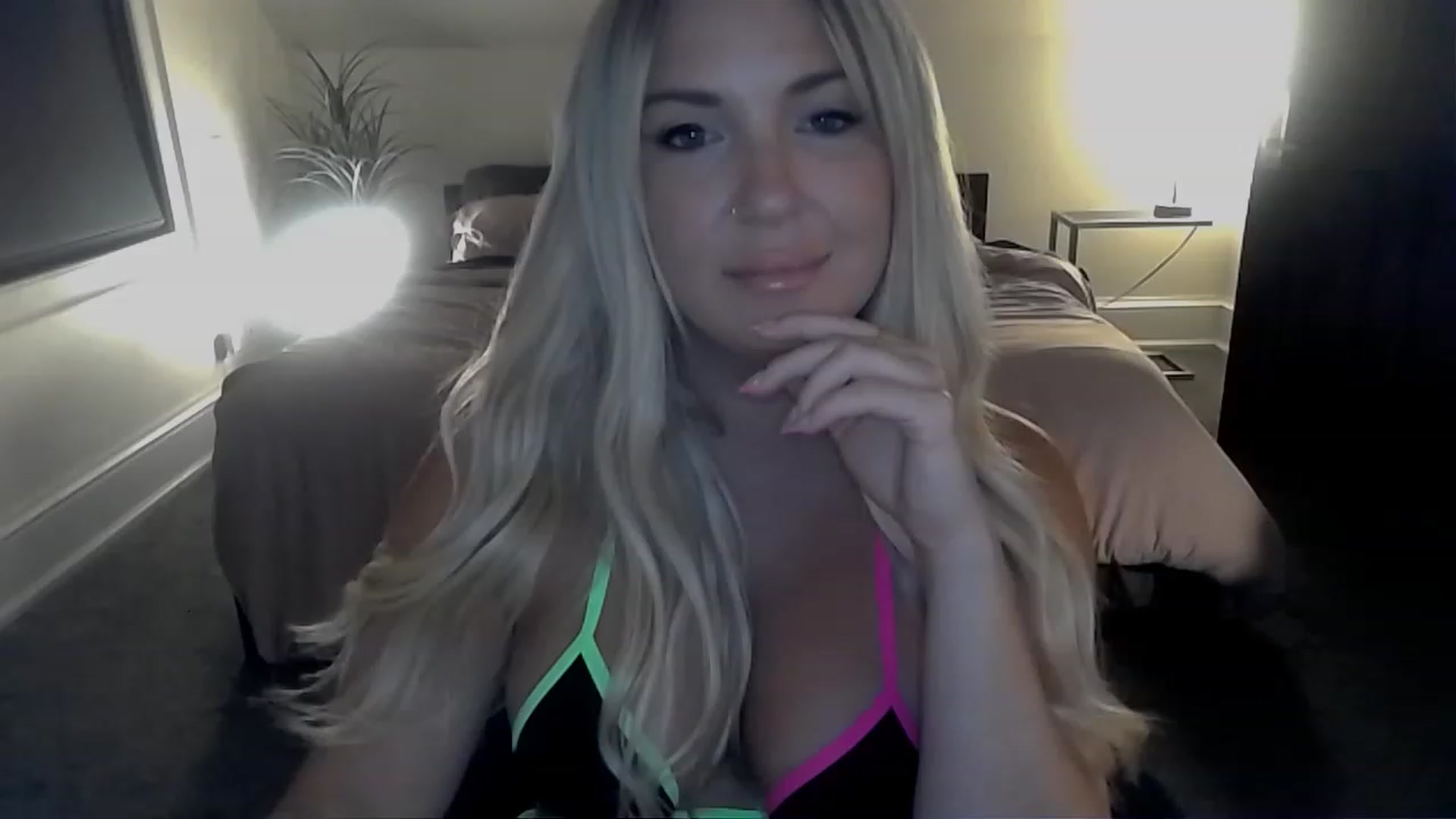 A1_Scarlett video thumbnail