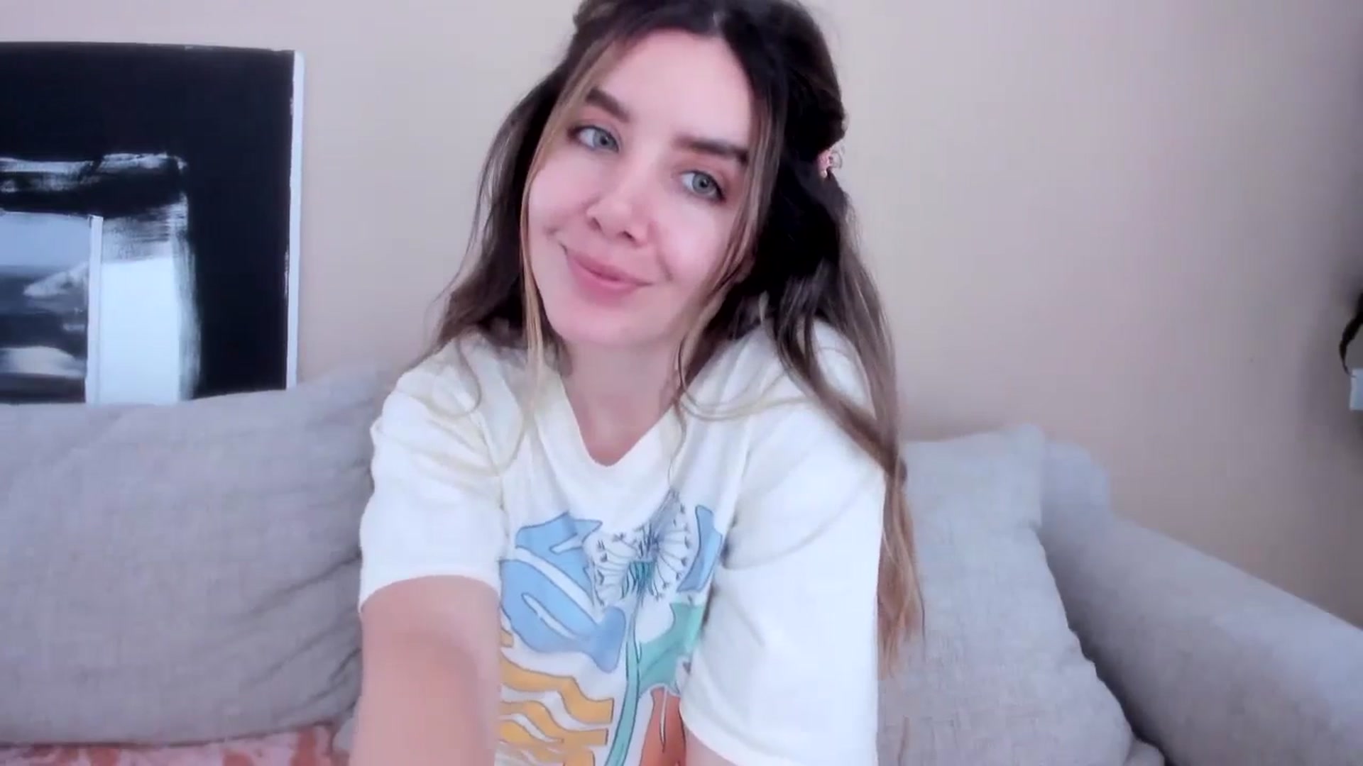 LauraVega video thumbnail
