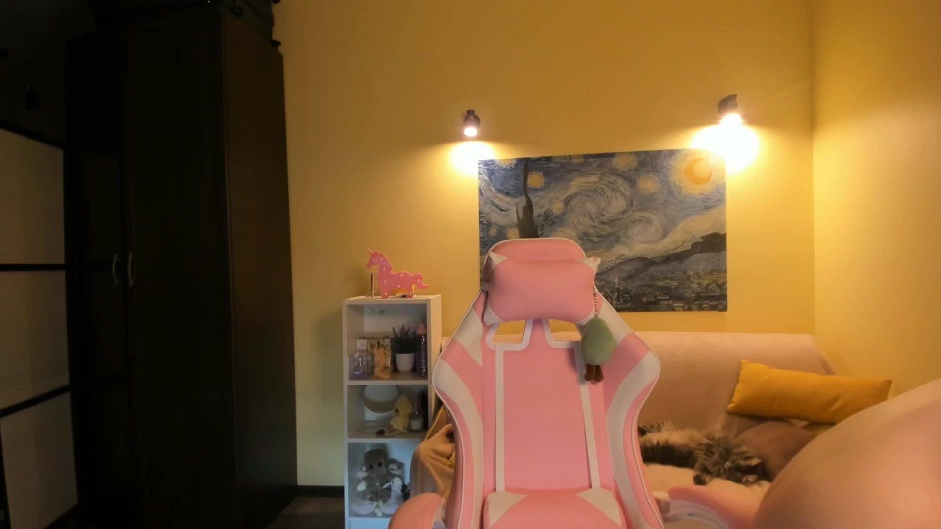Milly_Saint video thumbnail