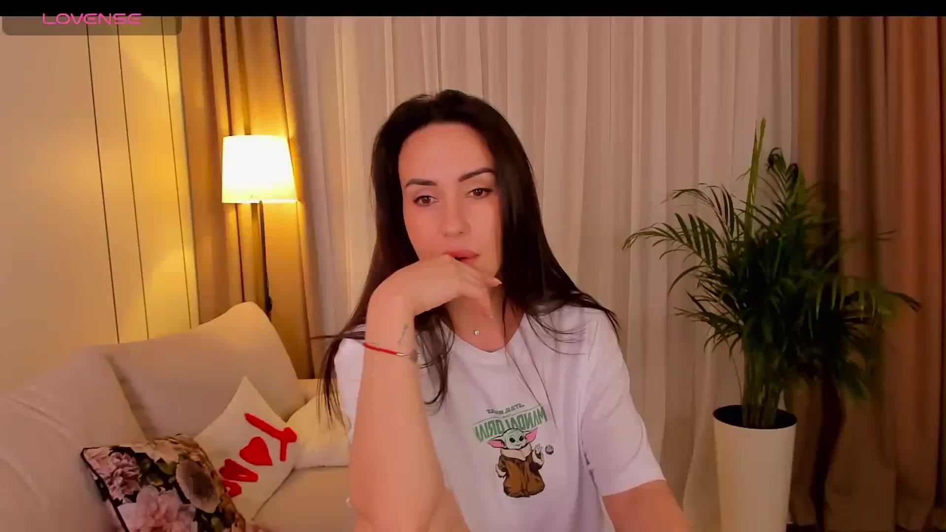 Annaliss video thumbnail