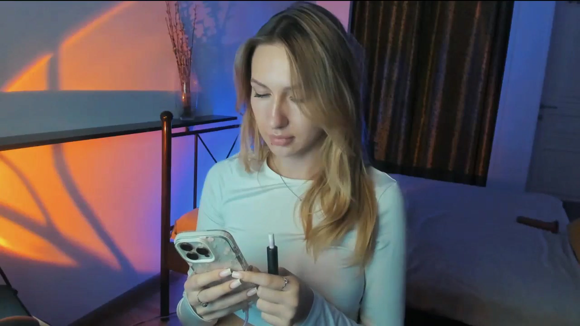 LovelyGin video thumbnail