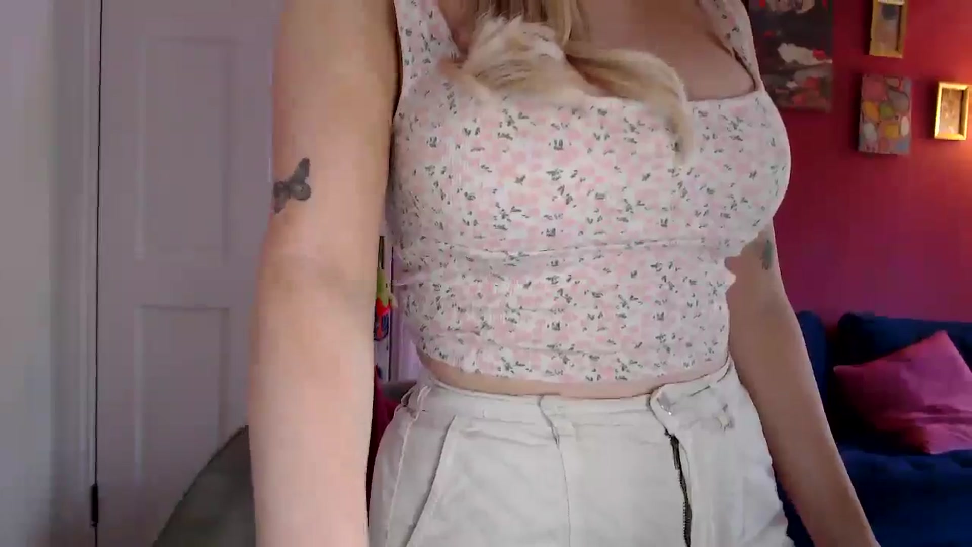 PetiteAvax video thumbnail