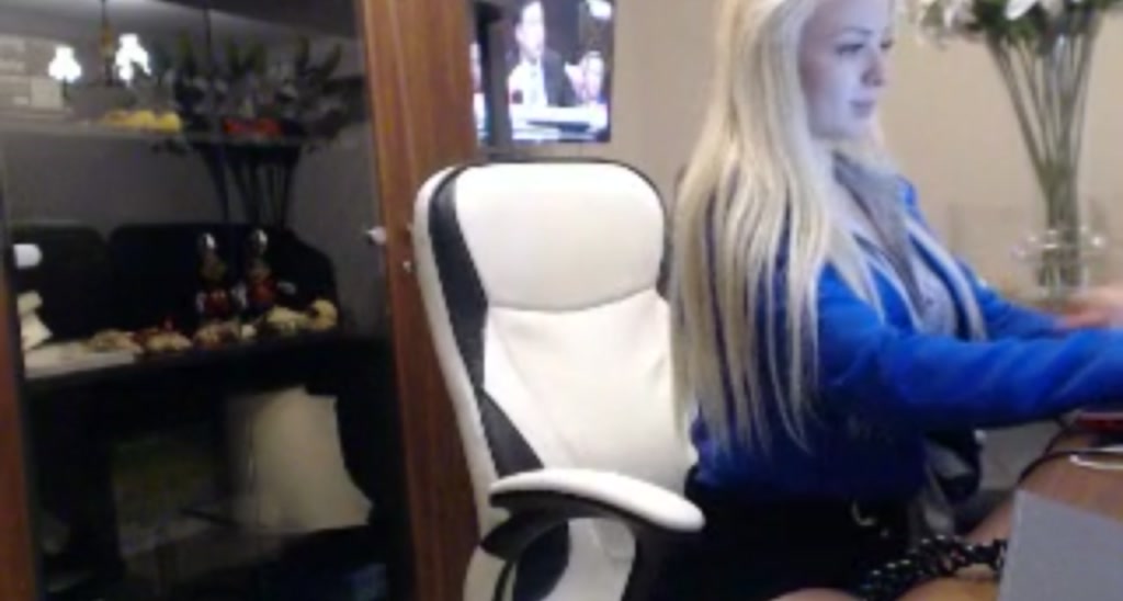 Innocentdoll_ video thumbnail