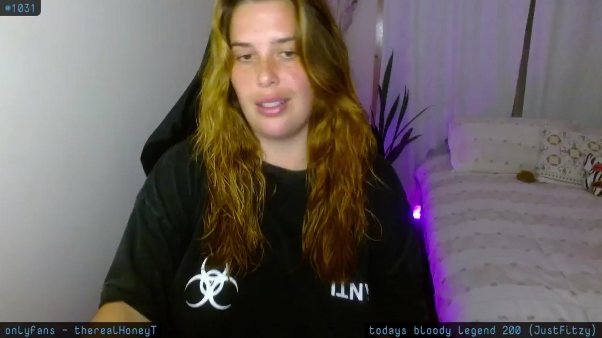 HoneyTits_ video thumbnail