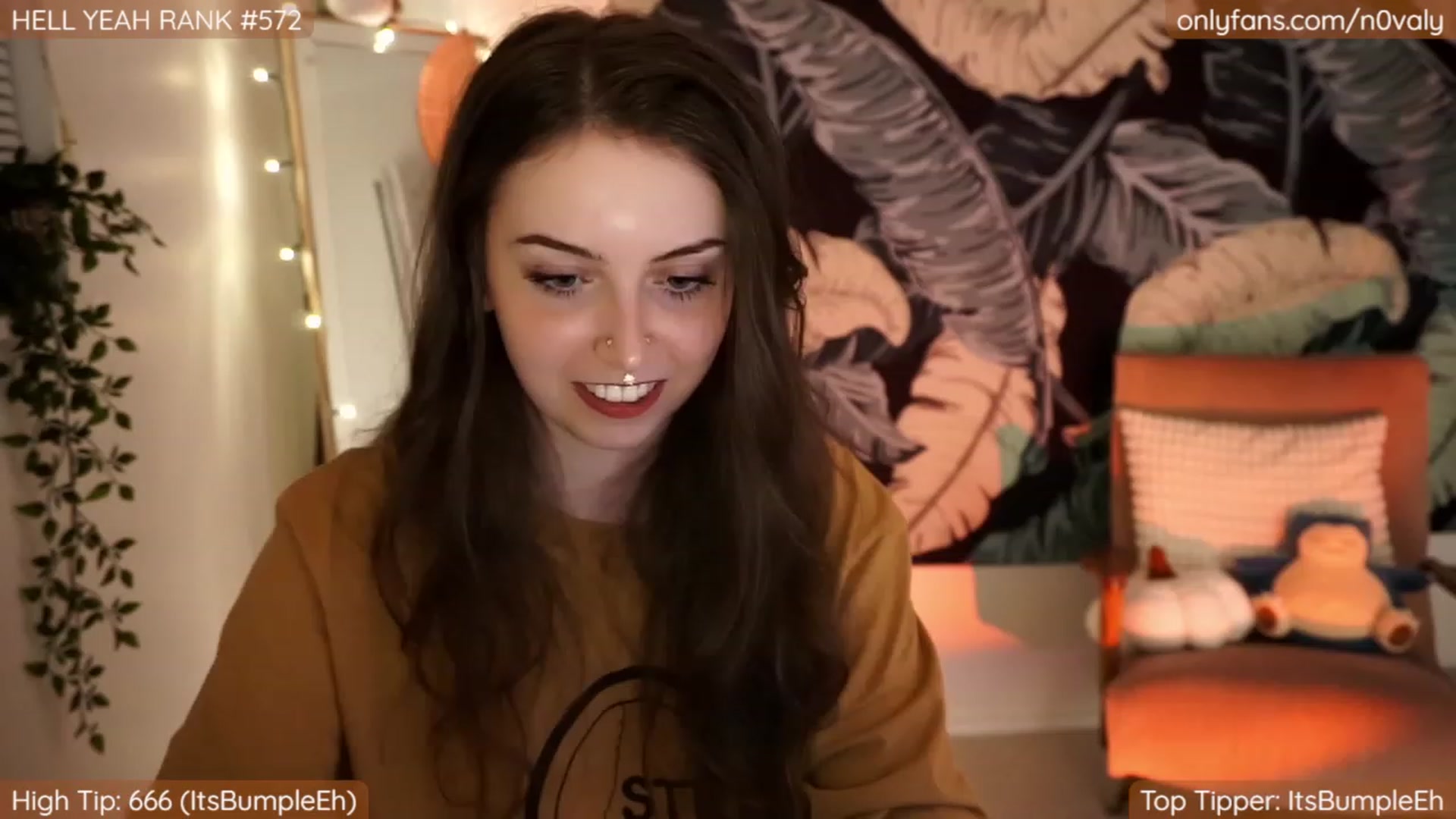 N0valy video thumbnail