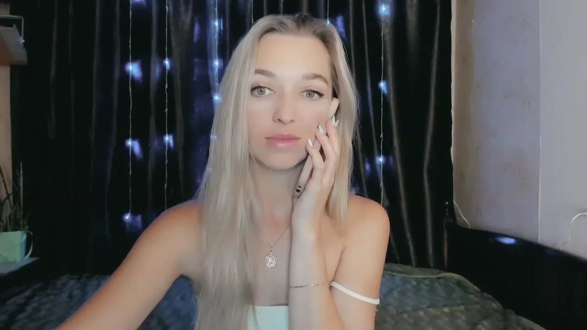 Ambri_Lili video thumbnail