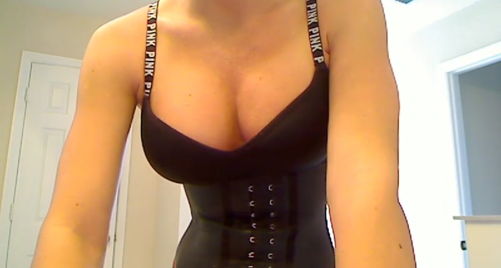 LauranVickers video thumbnail