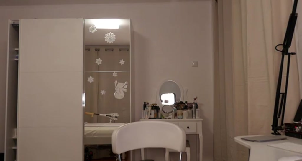 Lilie_ video thumbnail