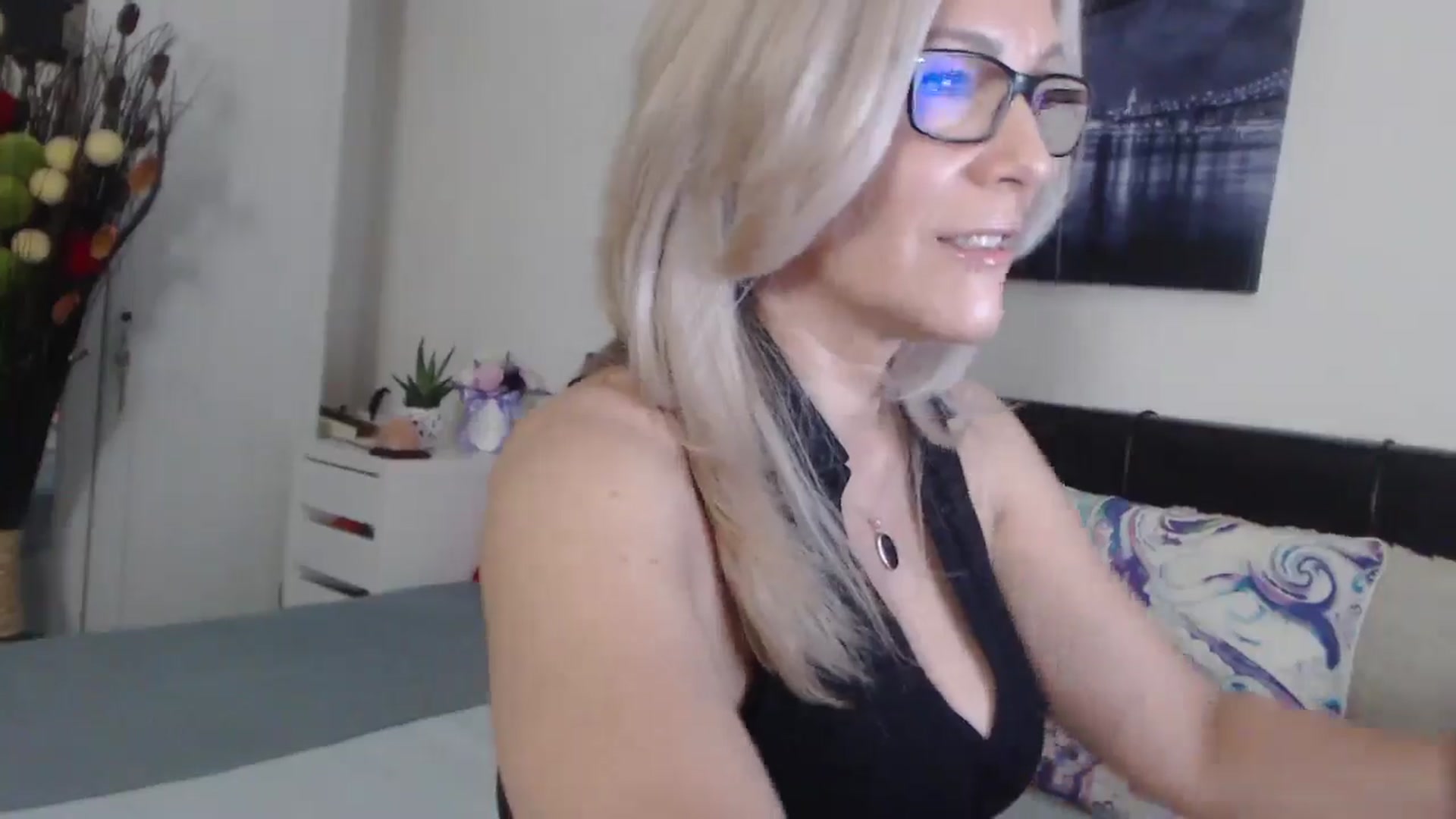 Reeya71 video thumbnail