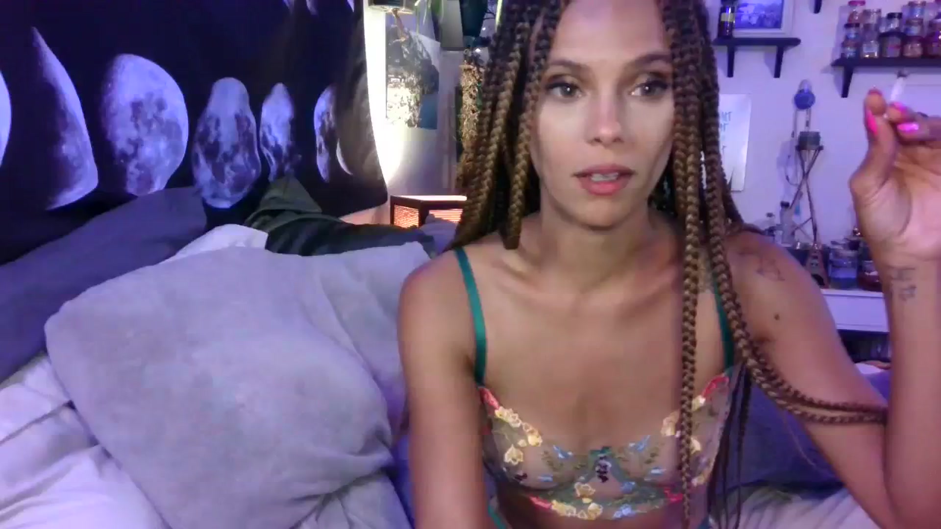 LunarLexxx video thumbnail