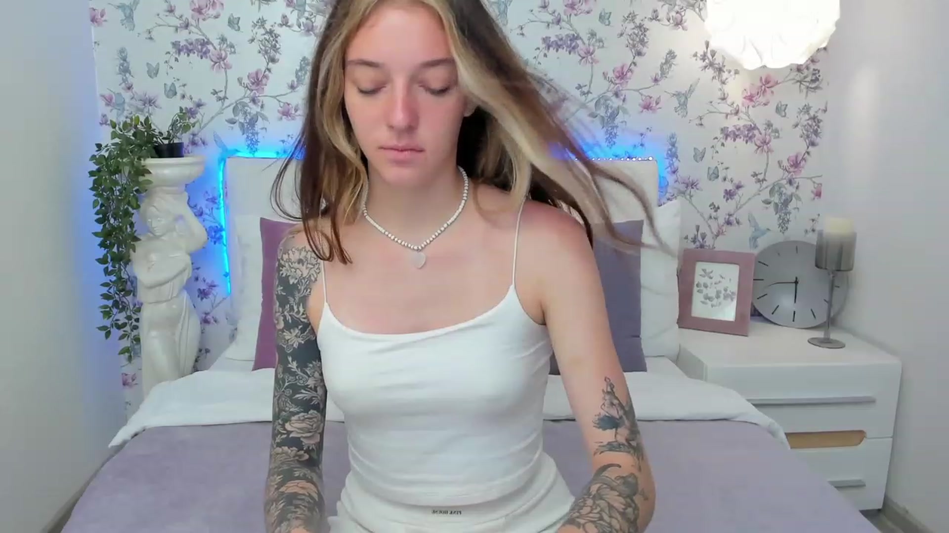LizaWet video thumbnail