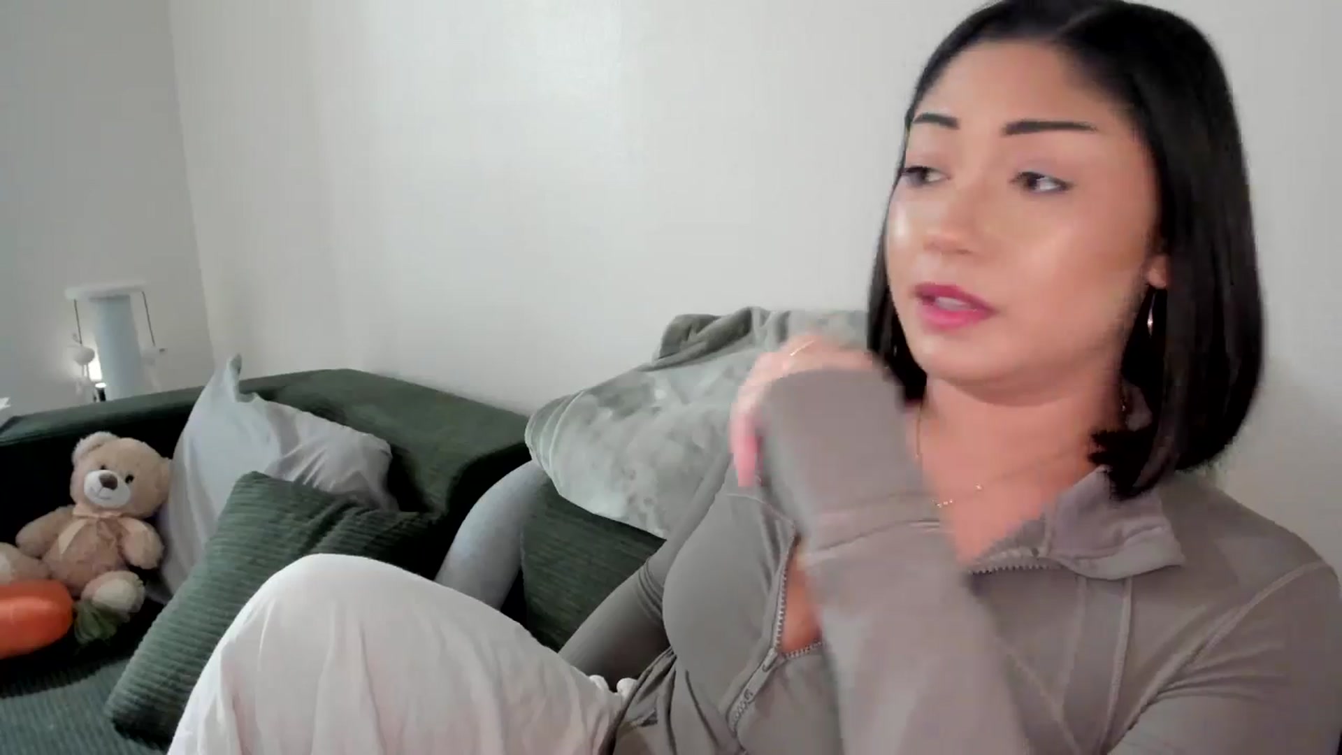 YourGoddessLu video thumbnail