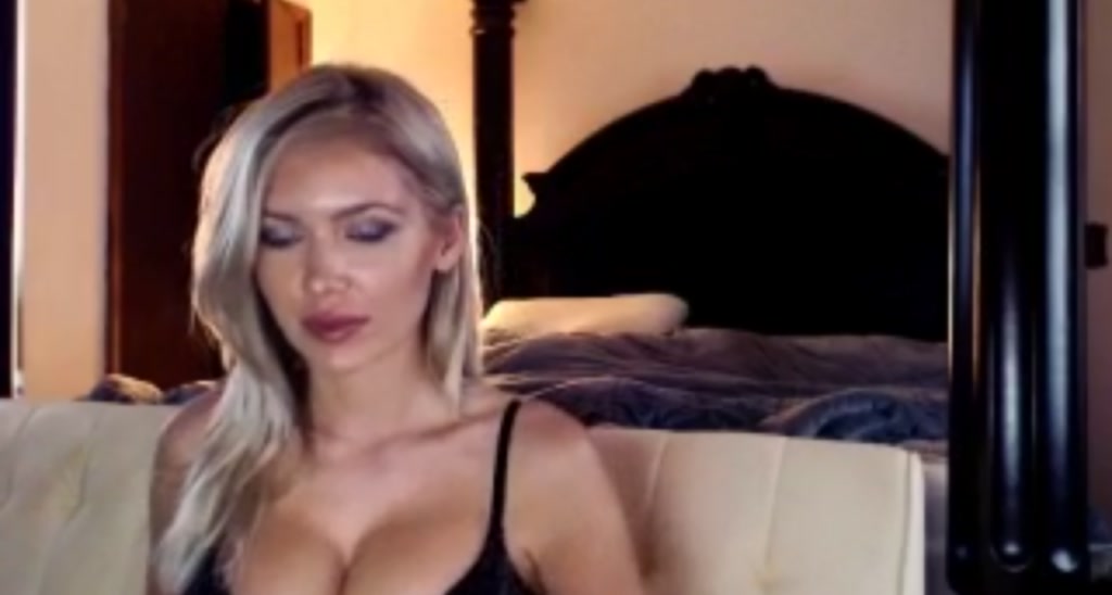 EllaXDoll video thumbnail