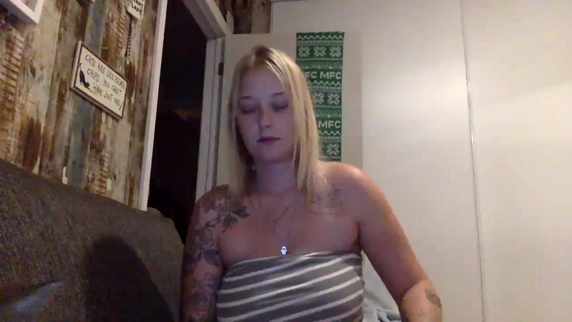 DaniiAngel video thumbnail