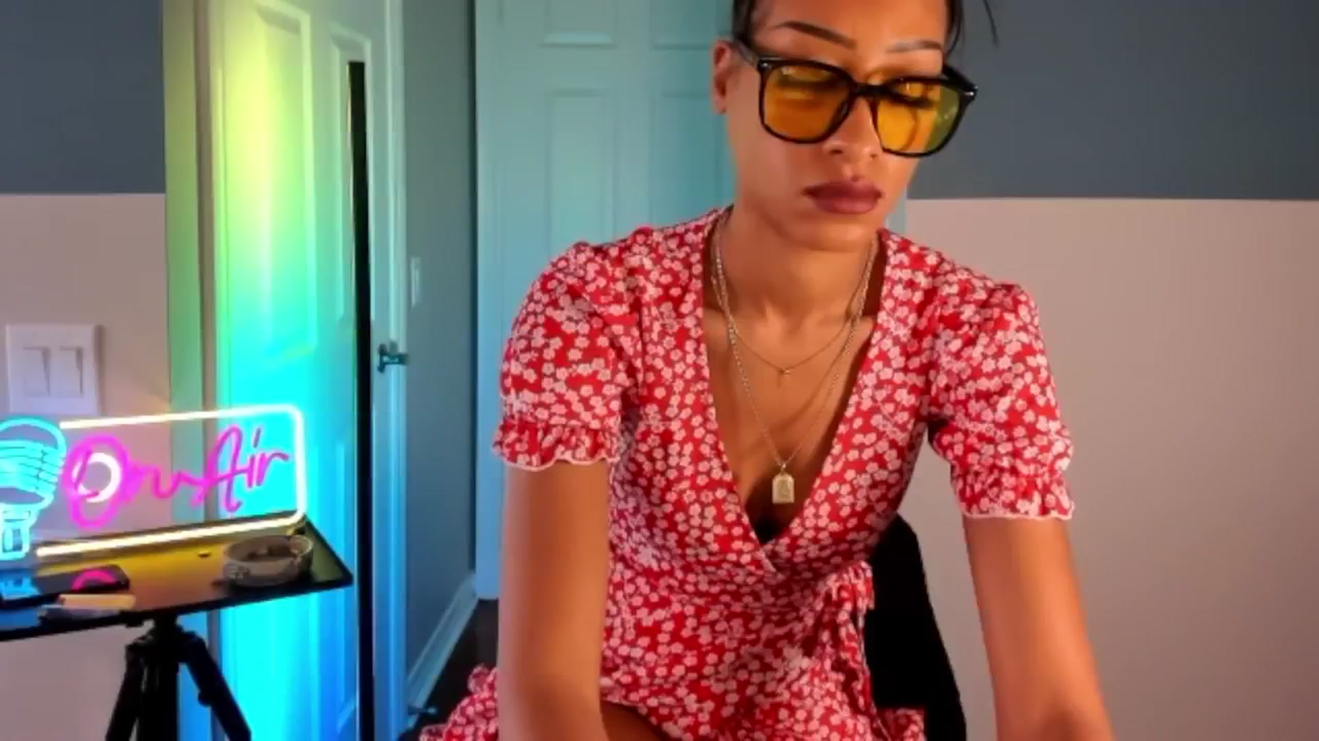 DiazWhite video thumbnail