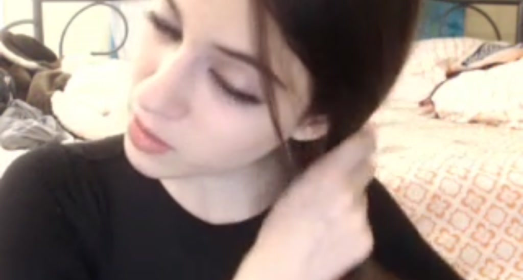 NaomiDee video thumbnail