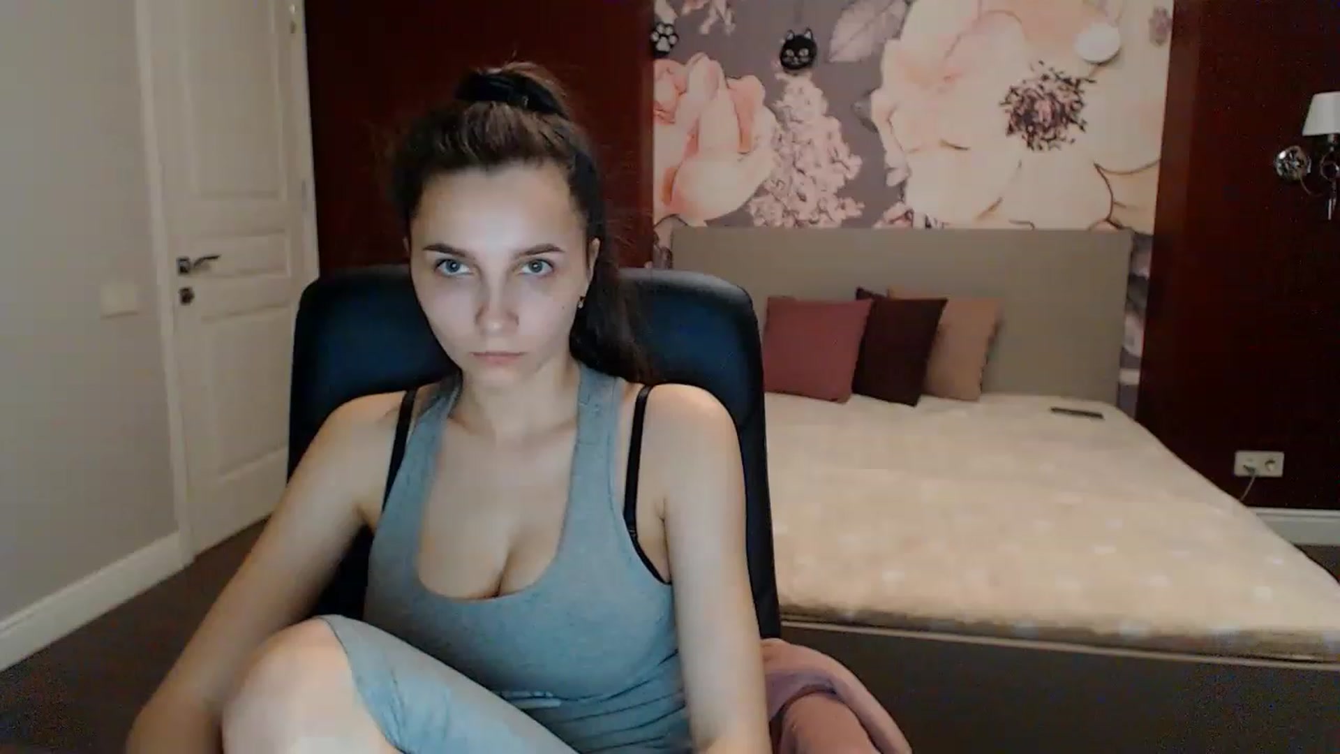 Karina_Mils video thumbnail
