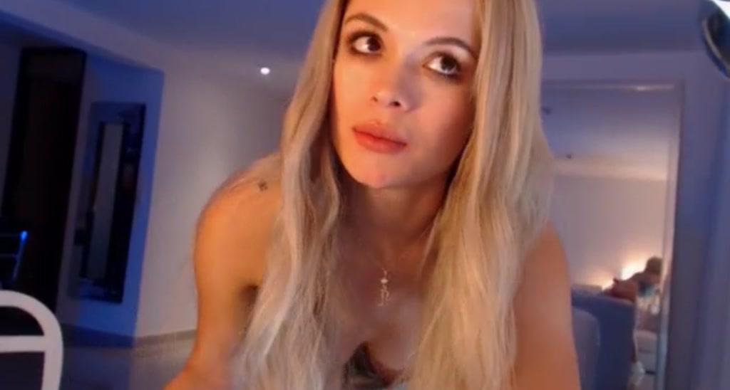 Lili_Jones video thumbnail