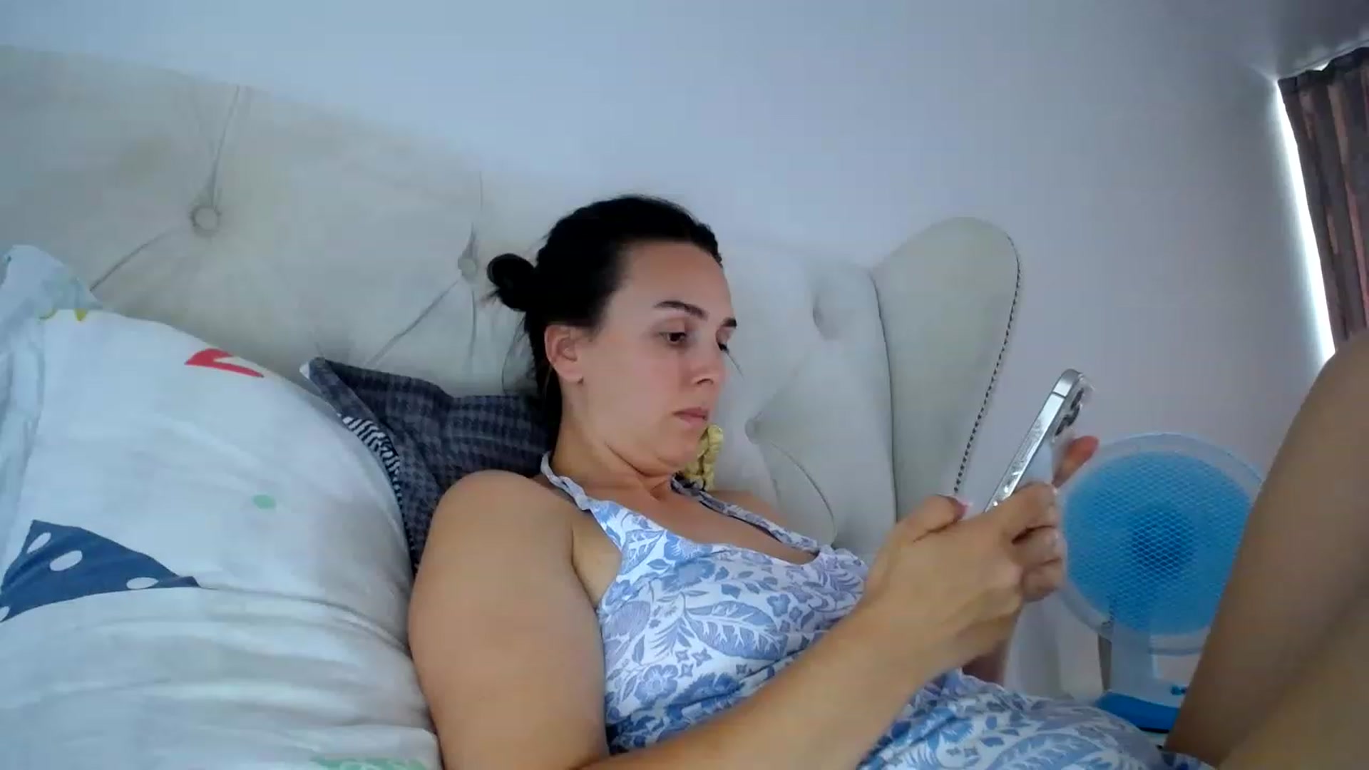 L_A_U video thumbnail