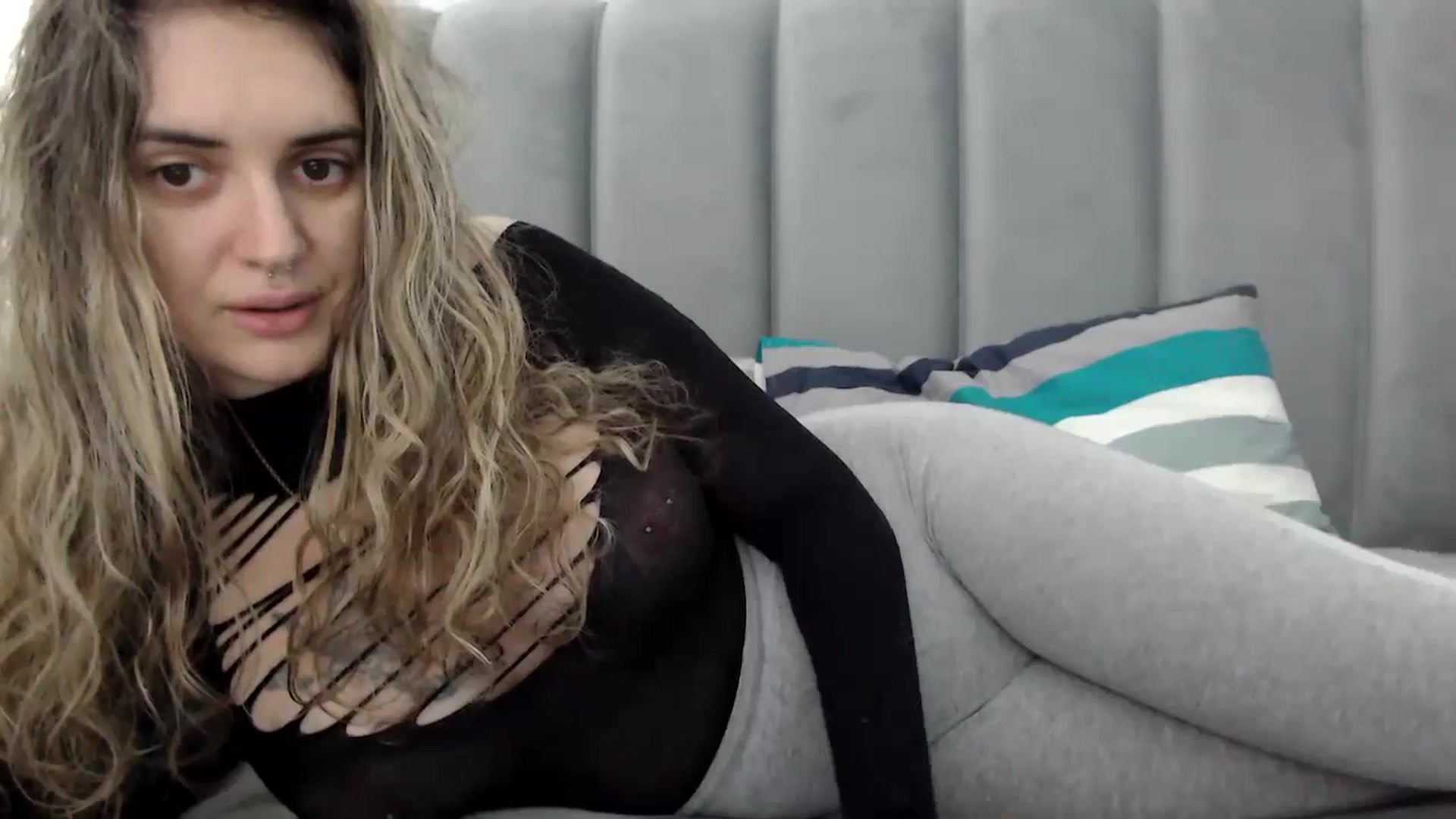 MissDivinna video thumbnail