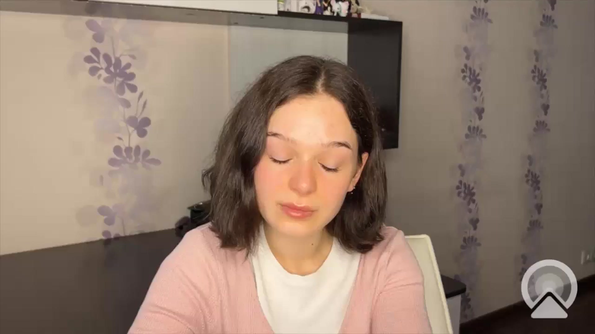 HeyAlisa video thumbnail