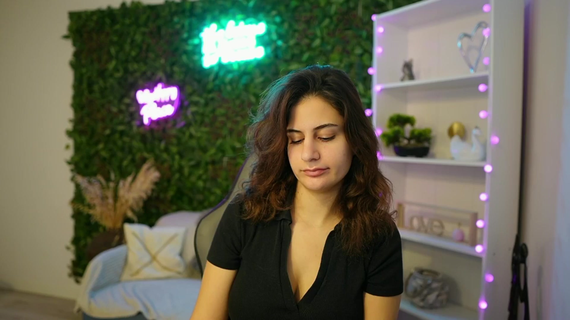 Clair_Meek video thumbnail