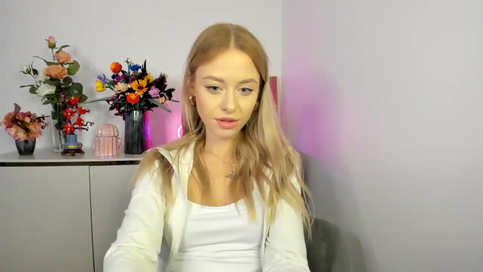 YoursCindy video thumbnail